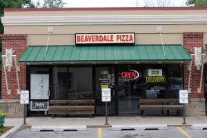 The front of Beaverdale Pizza