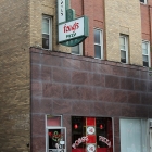 The front of Fong's Pizza